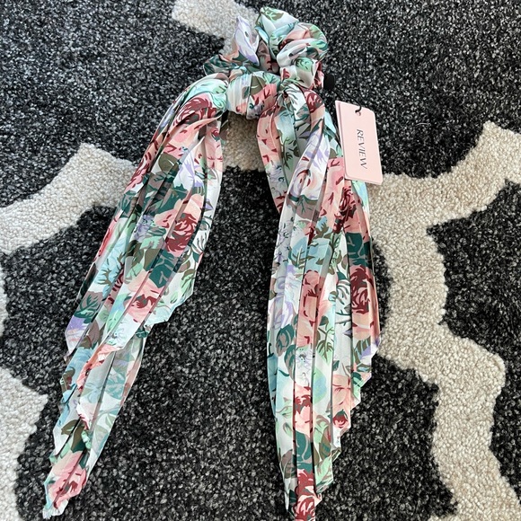 Review Accessories - Review Floral Bow Scrunchie - BNWT